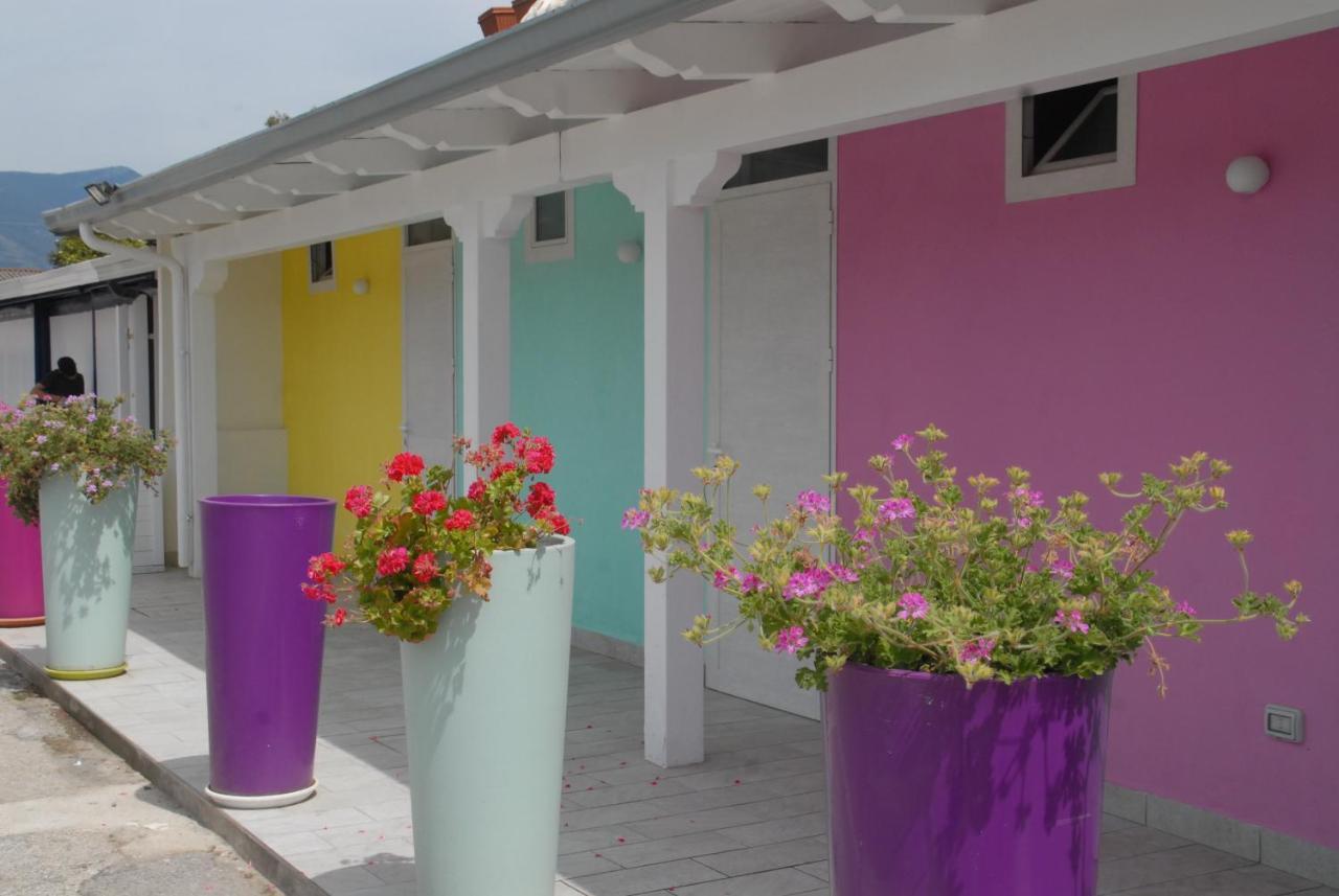 Marechiaro Paestum Hotel Екстериор снимка